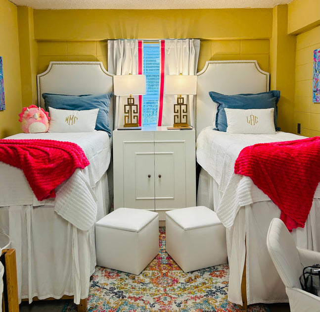 Ole Miss 3 – Dorm Decor