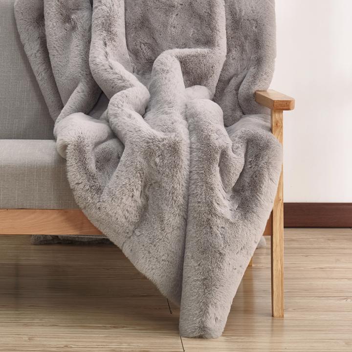 Faux Chinchilla Fur Throw - Silver