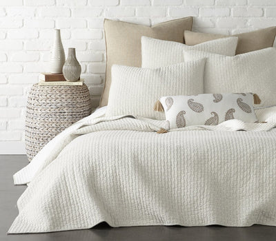 Lessie Cross Stitch Quilt Set- Ivory (Queen)