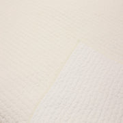 Poppy Reversible Quilt- Ivory/White (Queen)